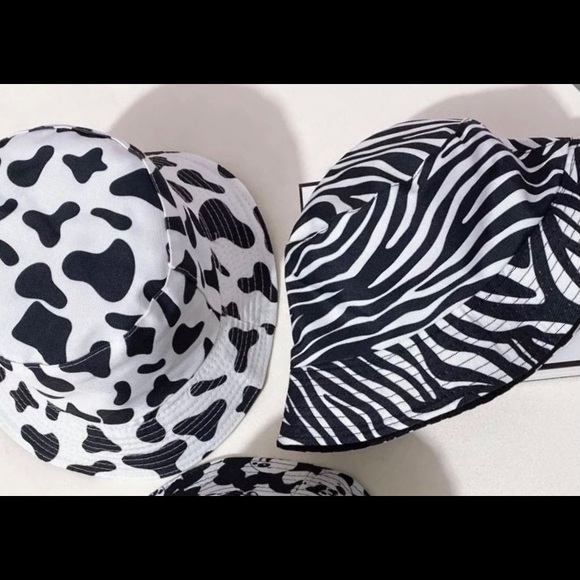 Cow print bucket hat - Picture 2 of 2
